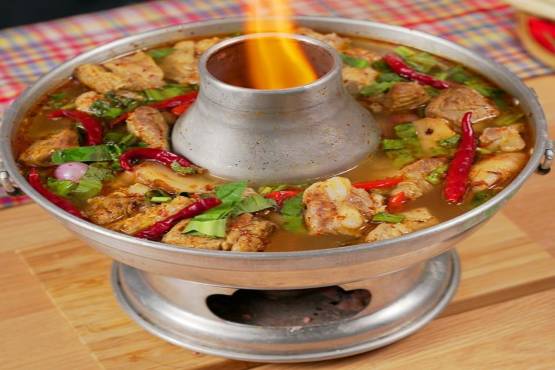 ต้มแซบกระดูกหมู