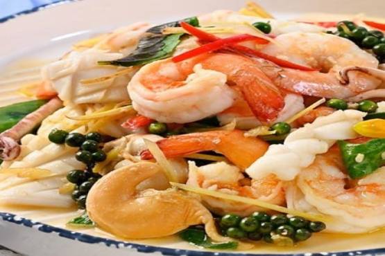 ผัดฉ่าทะเลรวม