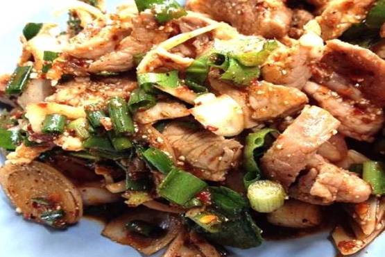 พล่าหมู